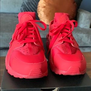All Red NikeiD Air Huaraches
